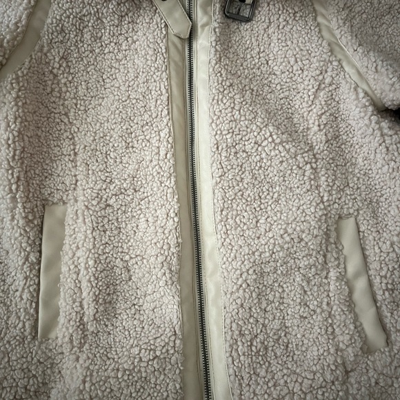 LAST CHANCE - Banana Republic Faux Shearling Moto Jacket - Picture 5 of 10